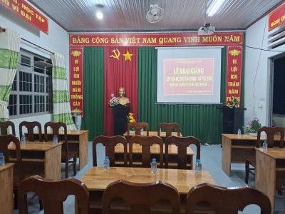 KHAI GIẢNG LỚP XÓA MÙ CHỮ GIAI ĐOẠN 1 XÃ PHÚ SƠN