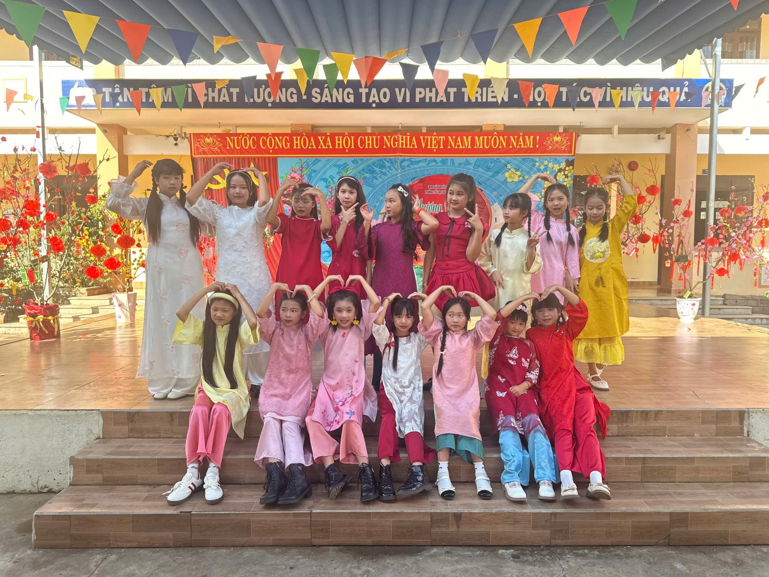 z7604655301325 e5aac27aa224f7122df59ed966093c9b