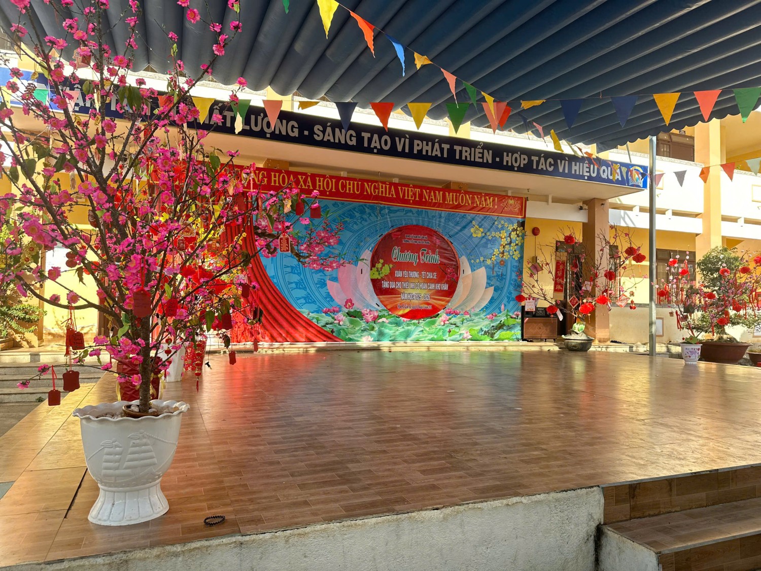 CHƯƠNG TRÌNH “XUÂN YÊU THƯƠNG – TẾT SẺ CHIA”